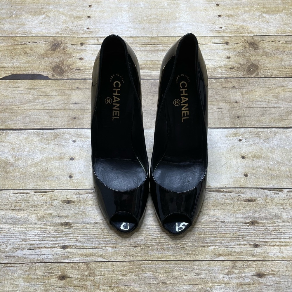CHANEL Black Heels